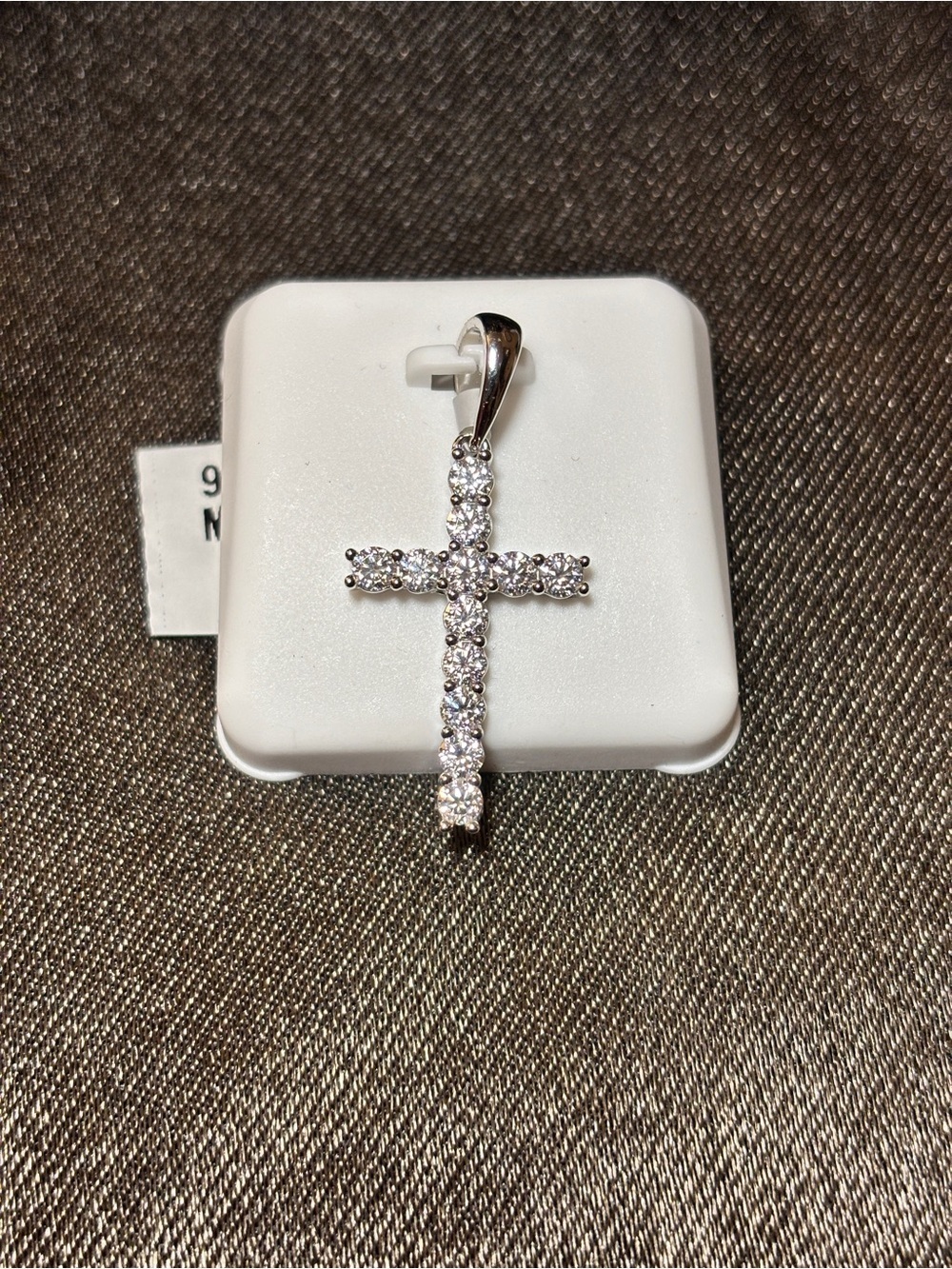 .925 Sterling Silver 1ct. VVS Moissanite Cross Pendant - Picture 3 of 9